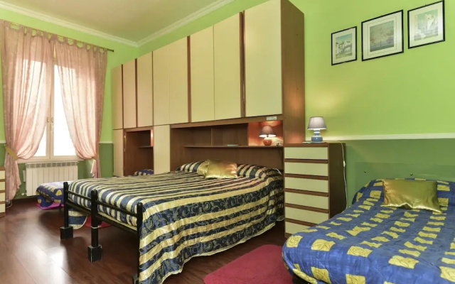 Nicole Rooms