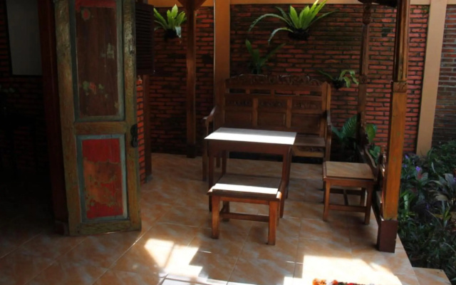 Holy Homestay