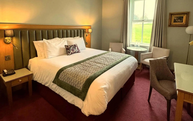 Roganstown Hotel & Country Club