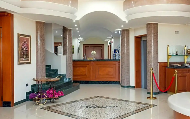 Hotel - Motel Flower