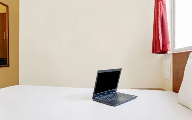 OYO Living 26804 Luxurious Studio Rooms