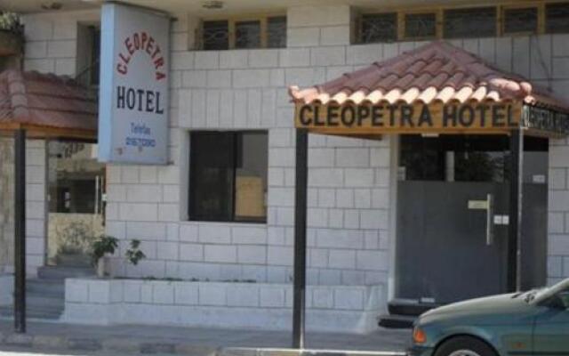 Отель Cleopetra Hotel Иордания, Вади-Муса - отзывы, цены и фото номеров - забронировать отель Cleopetra Hotel онлайн вид на фасад