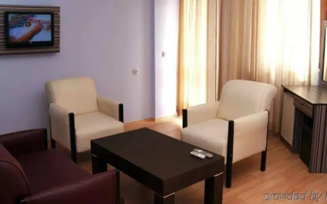 Zel Hotel