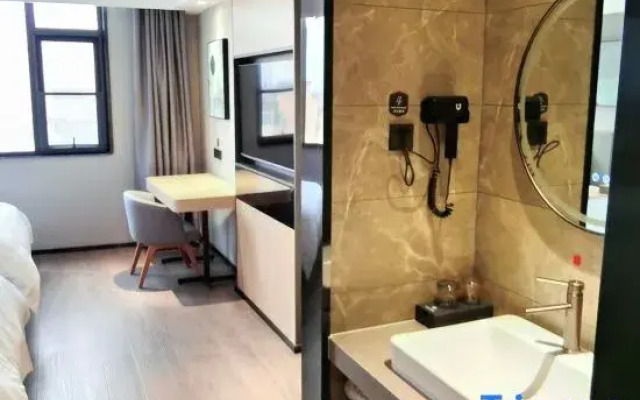 Shankee Coffee Style Hotel (Huangchuan Exhibition Center)