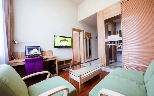 Biway Mansion Hotel (Puyang Jingkai Avenue Stadium Branch)