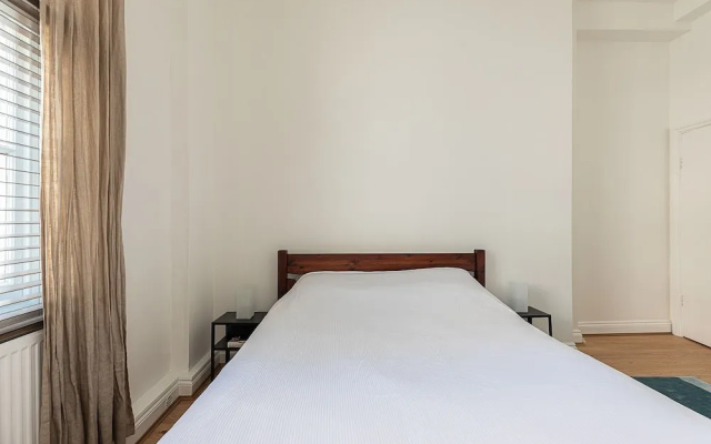 Bright Flat for 4 in Islington, Near Angel
