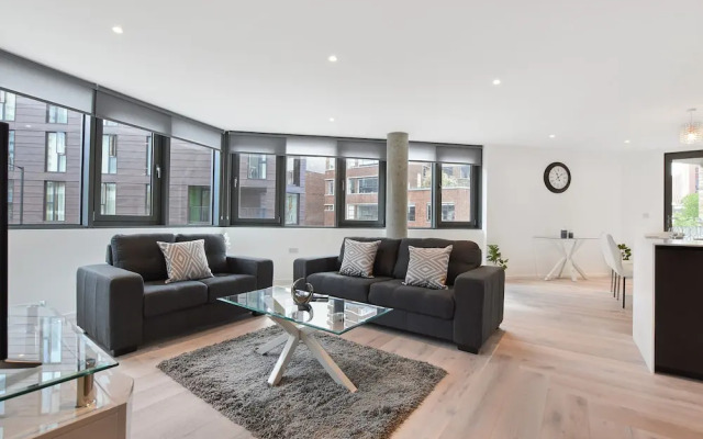 Hoxton by Servprop