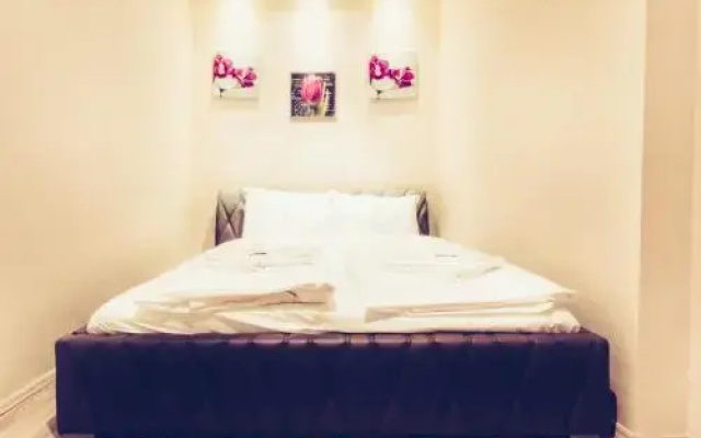 Aurellia Serviced Apartments
