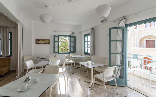 Iris Boutique Hotel