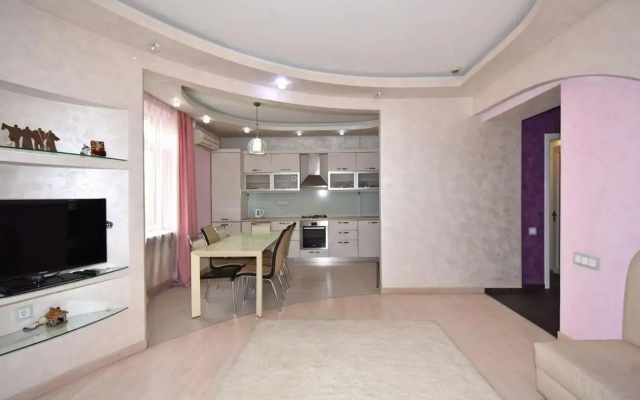 Caskade- Tamanyan Street, 2 bedrooms Beautiful, Renovated apartment KS343
