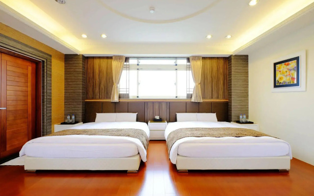 Kuan Pin Four Season Villa