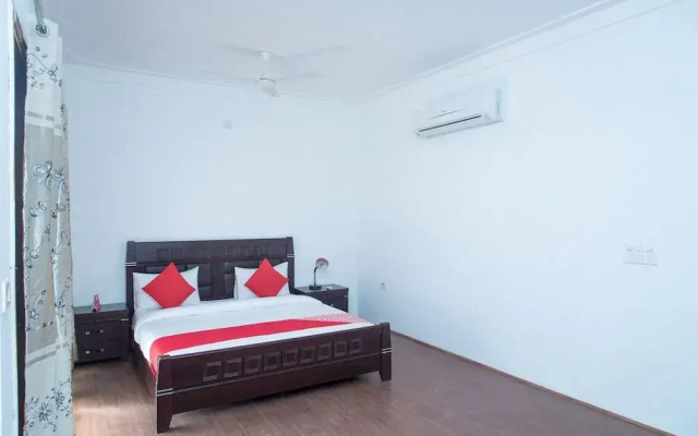 OYO 11064 Home Elegant 3BHK Villa Near Hiran Magri