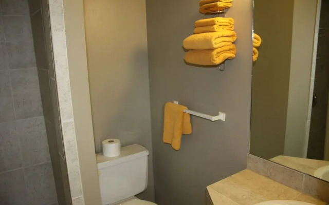 Hillcrest Motel