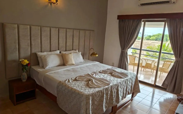 Luisa By the Sea SUITES & SEA FRONT ROOMS