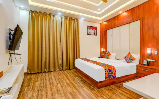 Fabhotel V Square