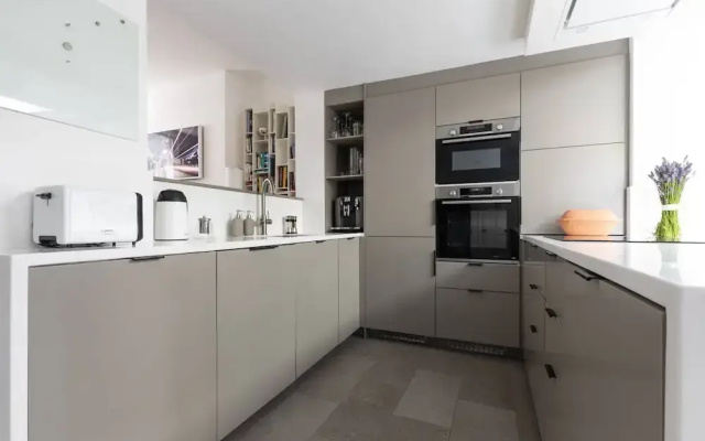 Whittlesey Street II by Onefinestay