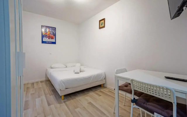 Beautiful bright studio near Montparnasse