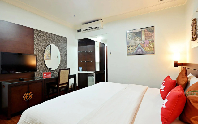 ZEN Rooms Menteng Gondangdia