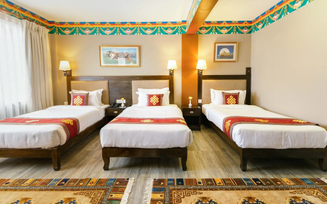 Hotel Lotus Gems