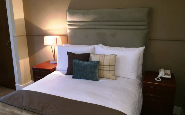 Cove Bay Hotel