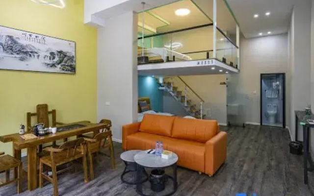Yanlan Scenic Apartment (Haibin Road)