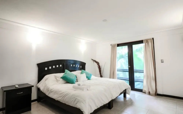 PDC002 5 Bedroom Apartment By Senstay