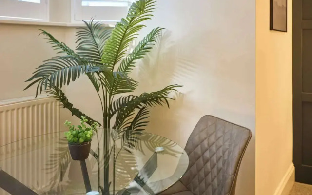 Host Stay The Langley Hotel Apartment 11