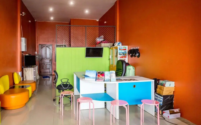Railway Hostel - Adults Only