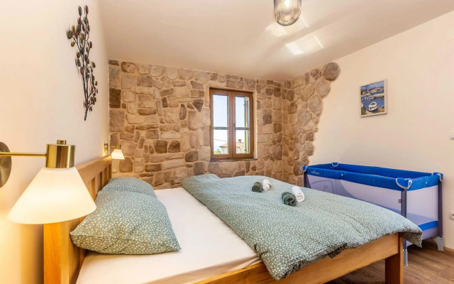 Rustic Villa Viamare
