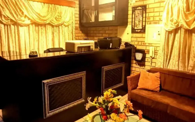 Room-charming Tshwane B&B With Secure En