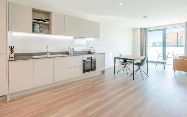 Spacious and Bright Apartments in Brentford