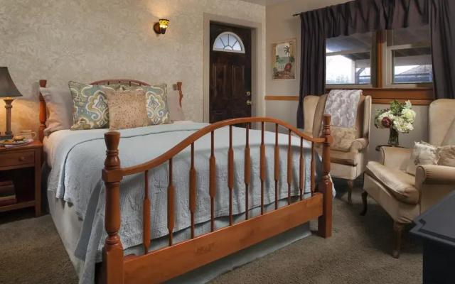 Harvest Moon Bed & Breakfast
