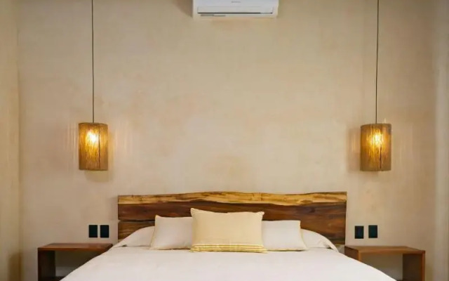 Mero Mero Hotel