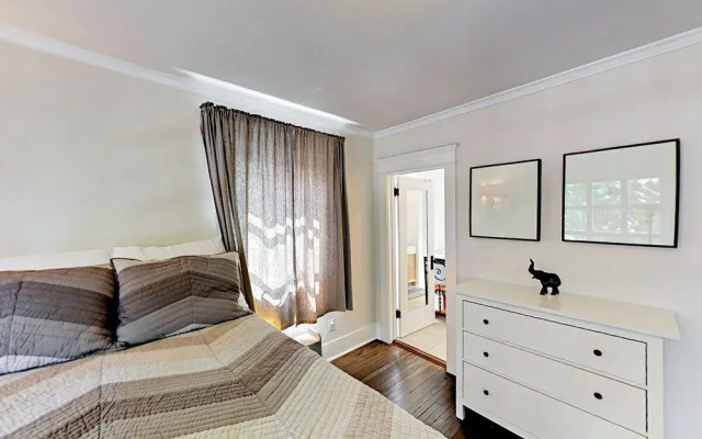 Echo Park House 2 Bedrooms 2 Bathrooms Home
