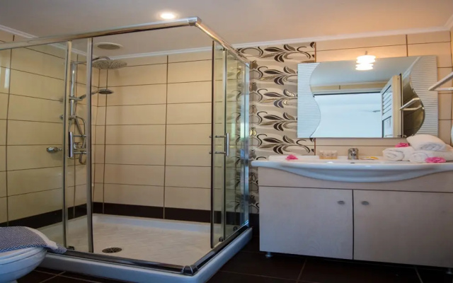 Kastro Beach Apartments