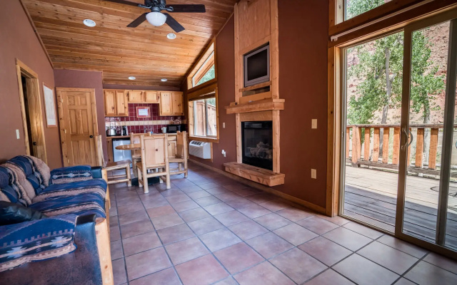 Red Cliffs Lodge Moab