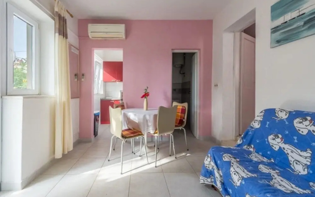 Branko - 60m From the Beach - SA1