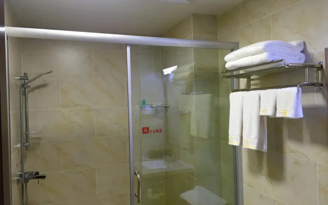 Golden Palm Hotel