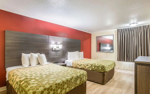 Econo Lodge Garden City - Savannah