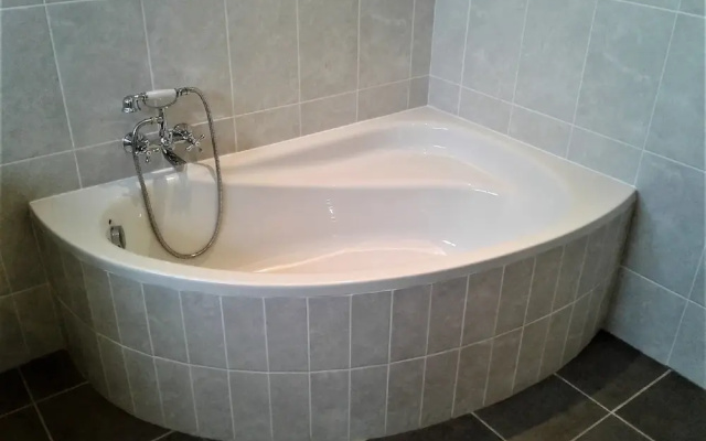 Rostalyn Guesthouse