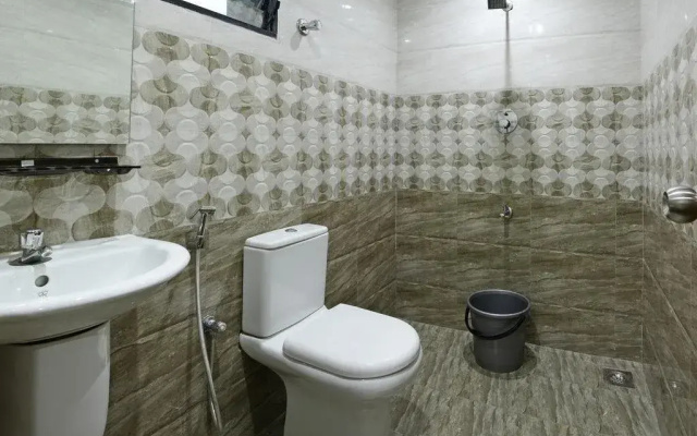 OYO 1001 Palmtree Corporate Anna Nagar