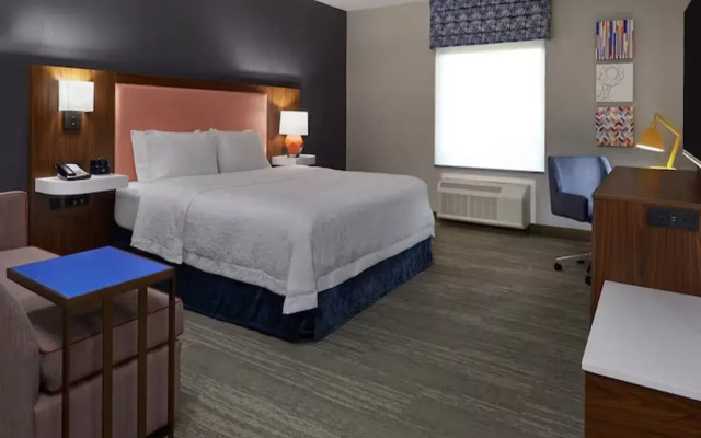 Hampton Inn & Suites by Hilton Montreal-Dorval