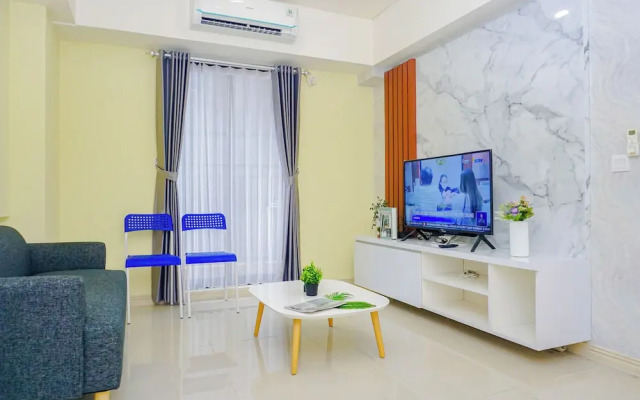 Modern Space And Restful 2Br At Apartment Meikarta