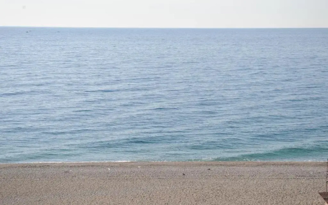 The Roof On The Sea