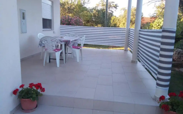 Kaja House Apartments