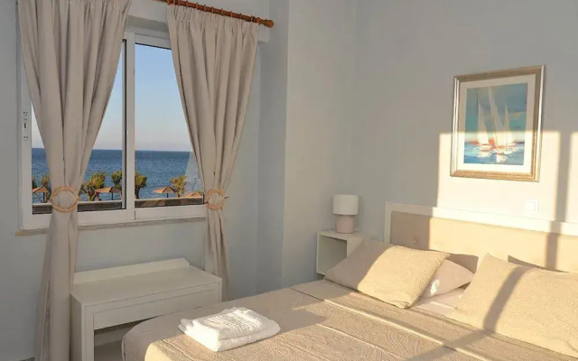 Arion Beach Hotel