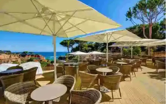 Falésia Beach Resort