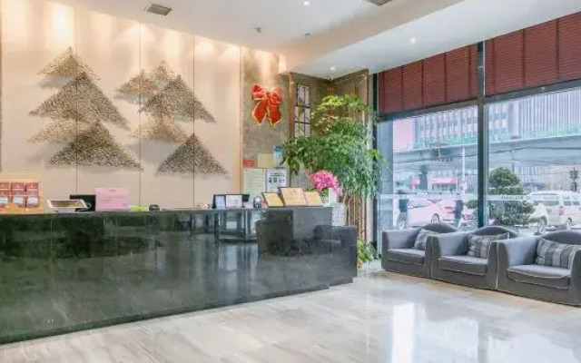Bolaihua Hotel Wuhan Guanggu