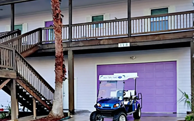 Beachy Keen - Five Bedroom Home