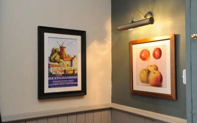 The White Hart by Chef and Brewer Collection